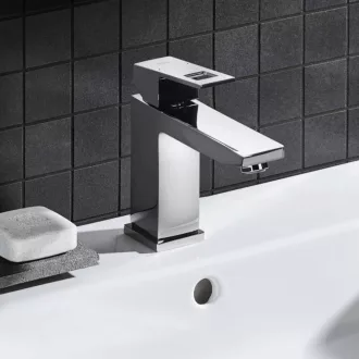   GROHE Eurocube M méretű mosdócsaptelep leeresztőgarnitúra nélkül