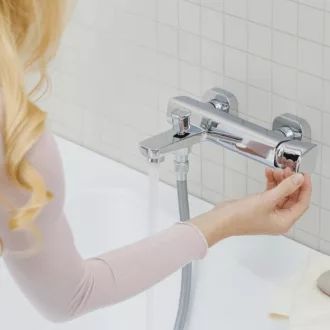 Ravak 10° Free TD F 022.00/150 króm kádtöltő csaptelep fali termosztátos, oldalnézet